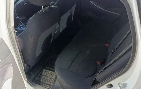 Hyundai Solaris II рестайлинг, 2013 год, 750 000 рублей, 6 фотография