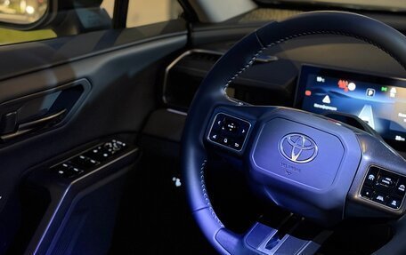Toyota RAV4, 2026 год, 4 190 000 рублей, 16 фотография