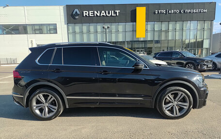 Volkswagen Tiguan II, 2019 год, 2 920 000 рублей, 8 фотография