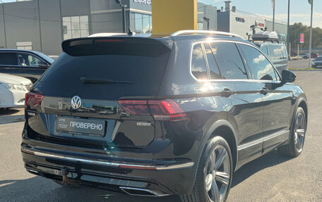 Volkswagen Tiguan II, 2019 год, 2 920 000 рублей, 9 фотография