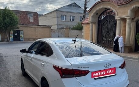 Hyundai Solaris II рестайлинг, 2019 год, 950 000 рублей, 4 фотография