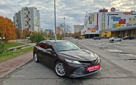 Toyota Camry, 2021 год, 3 200 000 рублей, 3 фотография