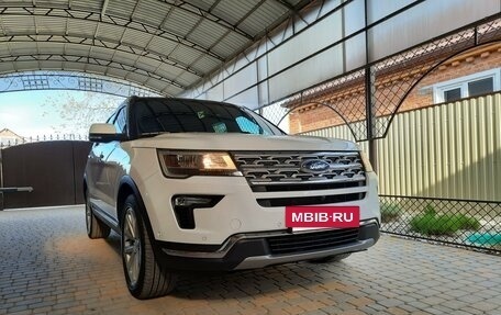 Ford Explorer VI, 2019 год, 3 200 000 рублей, 13 фотография