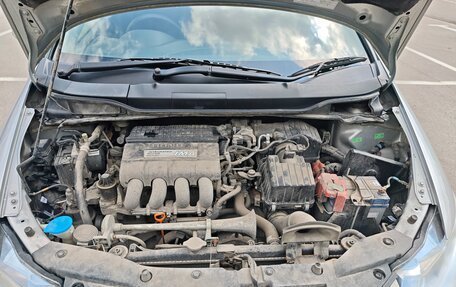 Honda Insight II рестайлинг, 2012 год, 1 099 000 рублей, 21 фотография