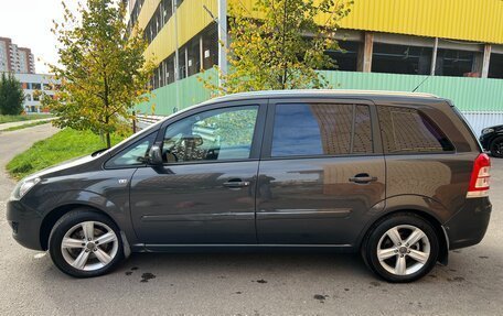 Opel Zafira B, 2013 год, 700 000 рублей, 13 фотография