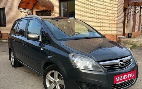 Opel Zafira B, 2013 год, 700 000 рублей, 3 фотография