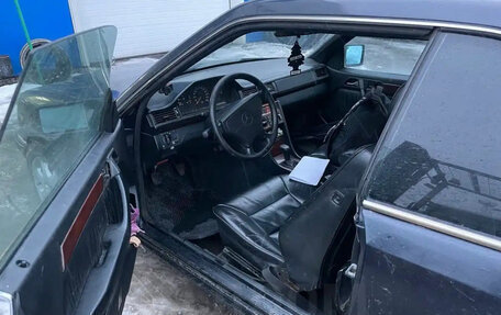 Mercedes-Benz E-Класс, 1995 год, 750 000 рублей, 5 фотография