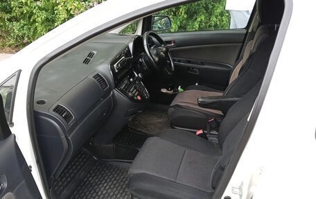 Toyota Wish II, 2003 год, 690 000 рублей, 17 фотография