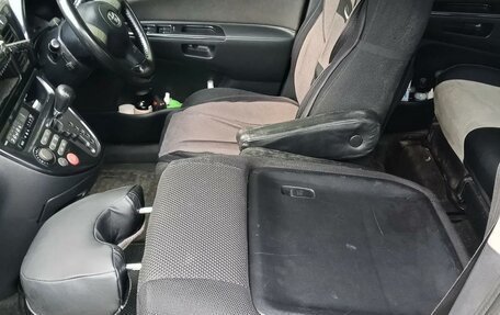 Toyota Wish II, 2003 год, 690 000 рублей, 19 фотография