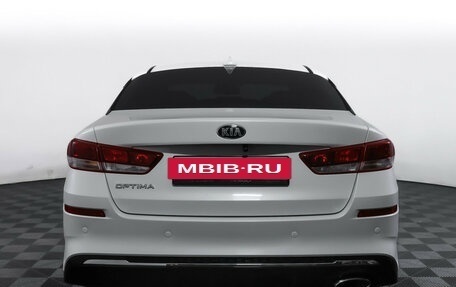 KIA Optima IV, 2018 год, 1 690 000 рублей, 6 фотография