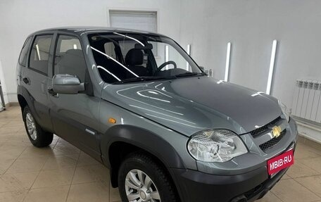 Chevrolet Niva I рестайлинг, 2010 год, 535 000 рублей, 1 фотография