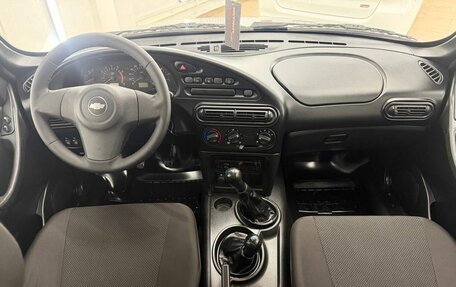Chevrolet Niva I рестайлинг, 2010 год, 535 000 рублей, 17 фотография