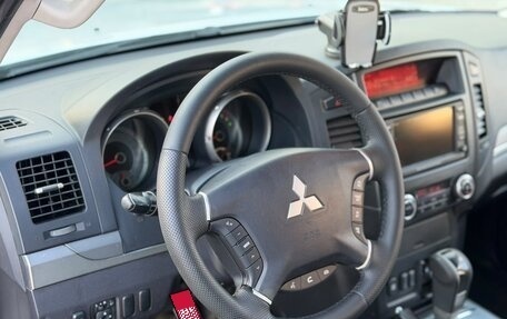 Mitsubishi Pajero IV, 2011 год, 1 650 000 рублей, 10 фотография