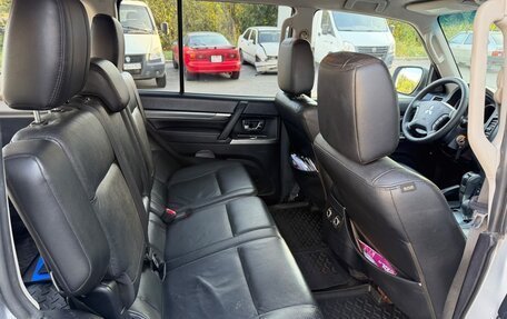 Mitsubishi Pajero IV, 2011 год, 1 650 000 рублей, 12 фотография