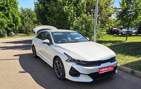 KIA K5, 2022 год, 2 200 000 рублей, 1 фотография