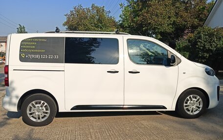 Peugeot Traveller I, 2019 год, 2 500 000 рублей, 2 фотография