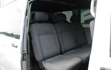 Volkswagen Caravelle T5, 2012 год, 1 490 000 рублей, 8 фотография