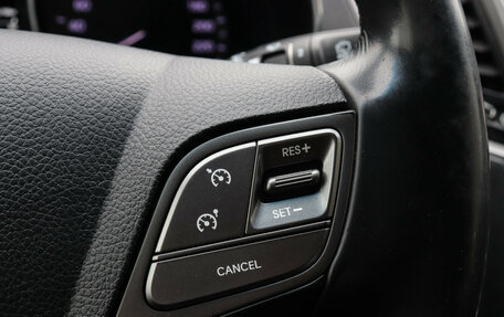 Hyundai Santa Fe III рестайлинг, 2015 год, 1 747 000 рублей, 13 фотография