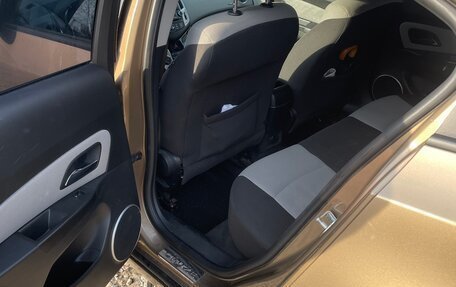 Chevrolet Cruze II, 2014 год, 630 000 рублей, 7 фотография