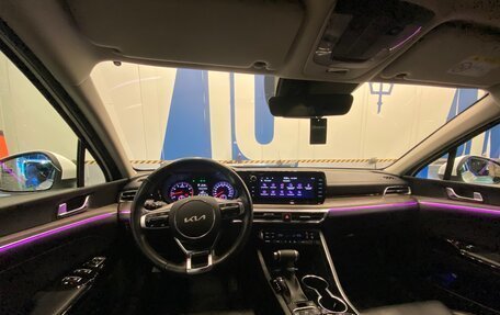 KIA K5, 2022 год, 2 200 000 рублей, 11 фотография