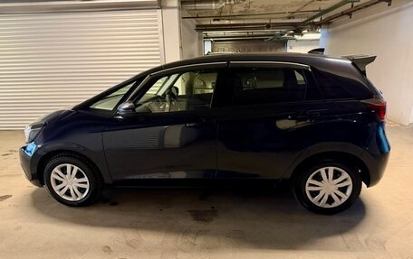 Honda Fit, 2020 год, 1 350 000 рублей, 2 фотография