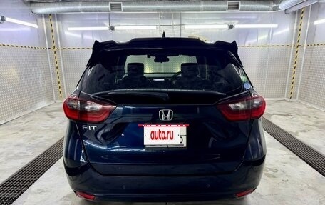 Honda Fit, 2020 год, 1 350 000 рублей, 16 фотография
