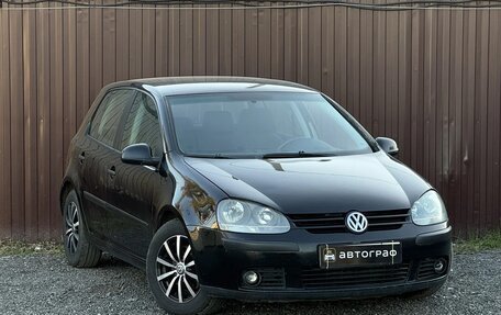 Volkswagen Golf V, 2004 год, 599 777 рублей, 3 фотография