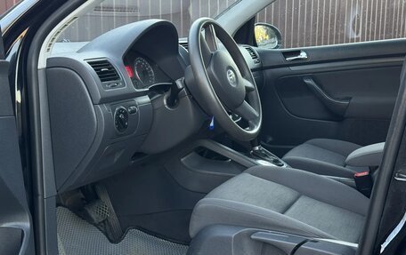 Volkswagen Golf V, 2004 год, 599 777 рублей, 11 фотография
