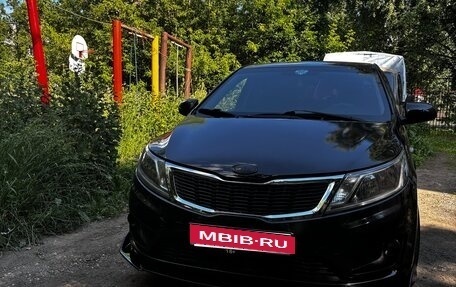 KIA Rio III рестайлинг, 2013 год, 700 000 рублей, 4 фотография