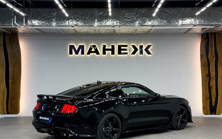 Ford Mustang VI рестайлинг, 2022 год, 4 200 000 рублей, 6 фотография