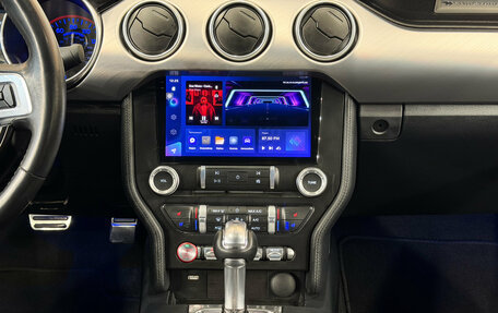 Ford Mustang VI рестайлинг, 2022 год, 4 200 000 рублей, 10 фотография