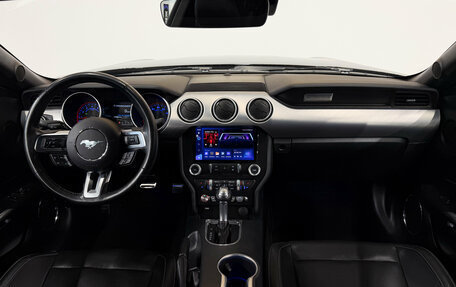 Ford Mustang VI рестайлинг, 2022 год, 4 200 000 рублей, 11 фотография