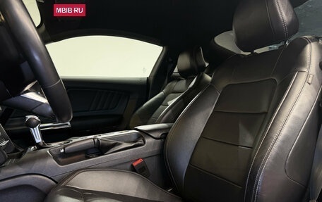 Ford Mustang VI рестайлинг, 2022 год, 4 200 000 рублей, 13 фотография