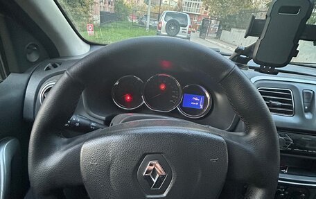 Renault Logan II, 2017 год, 400 000 рублей, 11 фотография