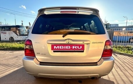 Toyota Highlander III, 2005 год, 1 100 000 рублей, 36 фотография