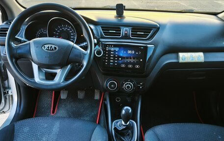 KIA Rio III рестайлинг, 2015 год, 650 000 рублей, 10 фотография