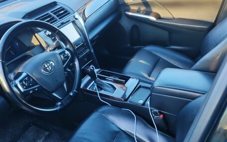 Toyota Camry, 2017 год, 2 200 000 рублей, 6 фотография