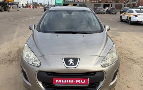 Peugeot 308 II, 2011 год, 570 000 рублей, 1 фотография