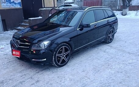 Mercedes-Benz C-Класс, 2013 год, 1 650 000 рублей, 1 фотография