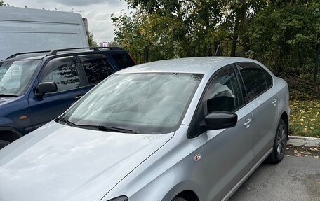 Volkswagen Polo VI (EU Market), 2019 год, 1 400 000 рублей, 2 фотография