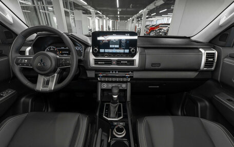 Mitsubishi L200, 2026 год, 5 700 000 рублей, 10 фотография