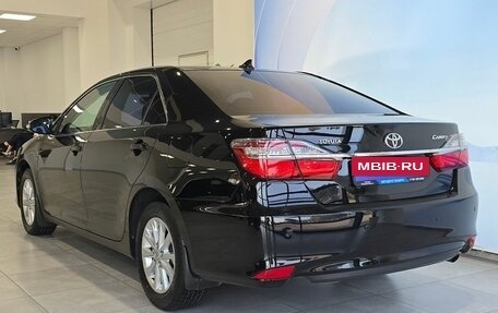 Toyota Camry, 2016 год, 1 999 000 рублей, 5 фотография