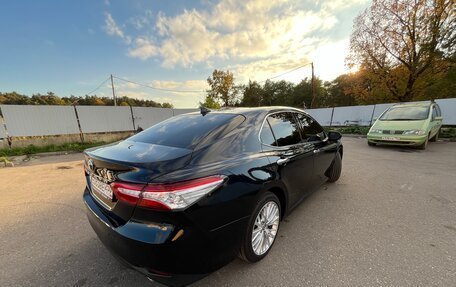Toyota Camry, 2019 год, 2 850 000 рублей, 5 фотография
