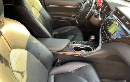 Toyota Camry, 2019 год, 2 850 000 рублей, 11 фотография
