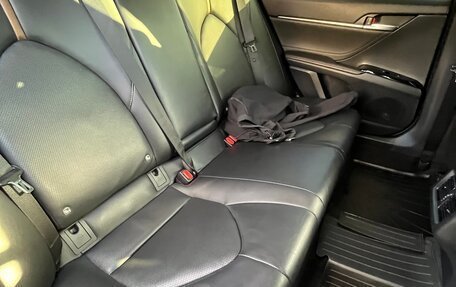 Toyota Camry, 2019 год, 2 850 000 рублей, 8 фотография