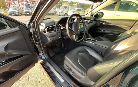 Toyota Camry, 2019 год, 2 850 000 рублей, 7 фотография