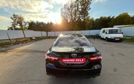 Toyota Camry, 2019 год, 2 850 000 рублей, 4 фотография