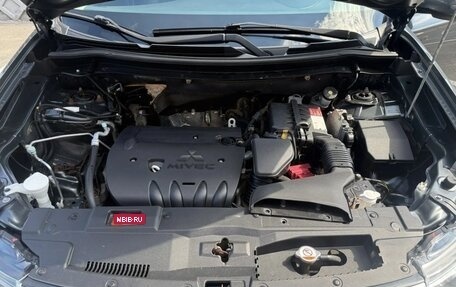 Mitsubishi Outlander III рестайлинг 3, 2014 год, 1 390 000 рублей, 27 фотография