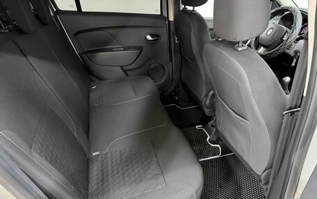 Renault Logan II, 2018 год, 710 000 рублей, 18 фотография