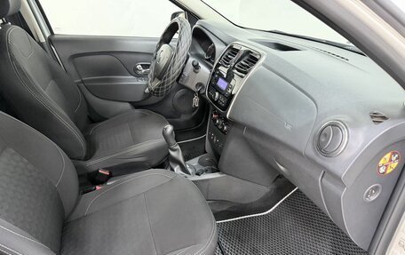 Renault Logan II, 2018 год, 710 000 рублей, 19 фотография